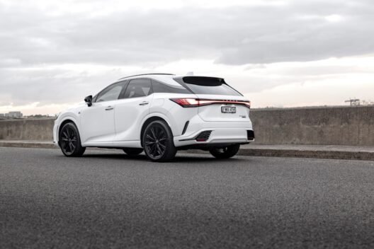 En az yakan 10 SUV modeli 2026 (gerçek kullanıcı verileri) görseli