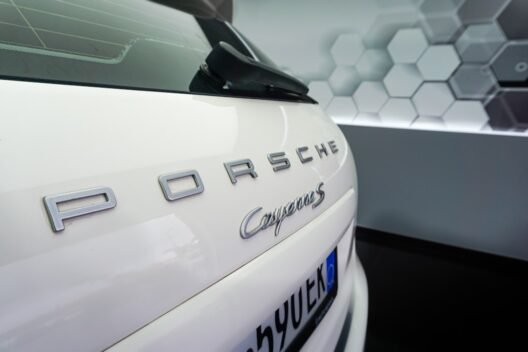 Hibrit mi elektrikli mi 2026? 5 yıllık toplam maliyet karşılaştırması görseli