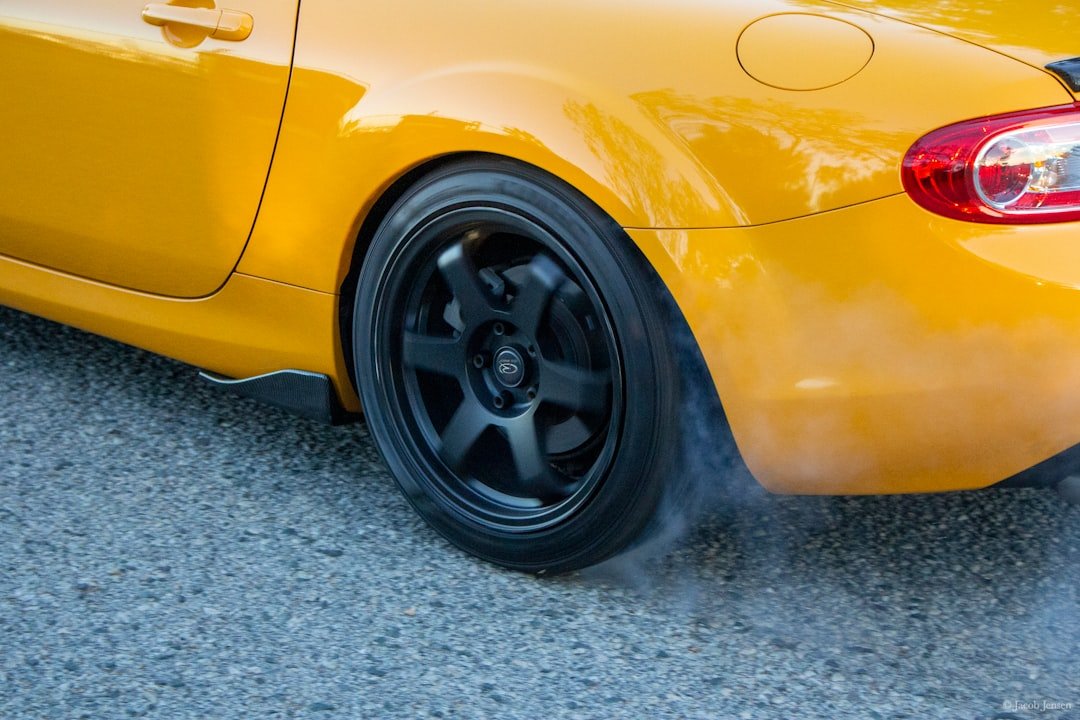 Lastik tamiri mantar mı fitil mi? Hangisi daha güvenli? ile ilgili görsel