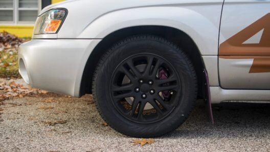 Lastik tamiri mantar mı fitil mi? Hangisi daha güvenli? görseli