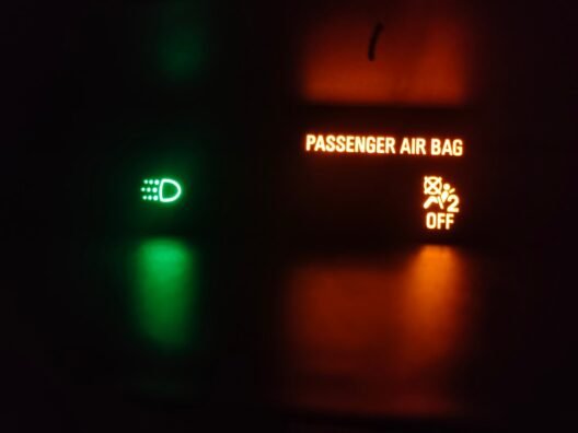 Airbag nedir, kaç çeşit hava yastığı vardır? görseli