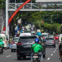 1. Gelir İdaresi Başkanlığı logosu ve dijital vergi dairesi ekran görüntüsü.
